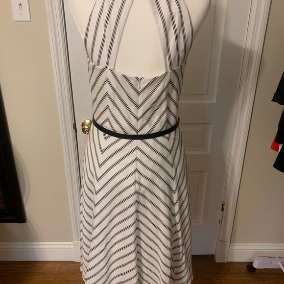 White House Black Market NWT - Picture 2 of 3